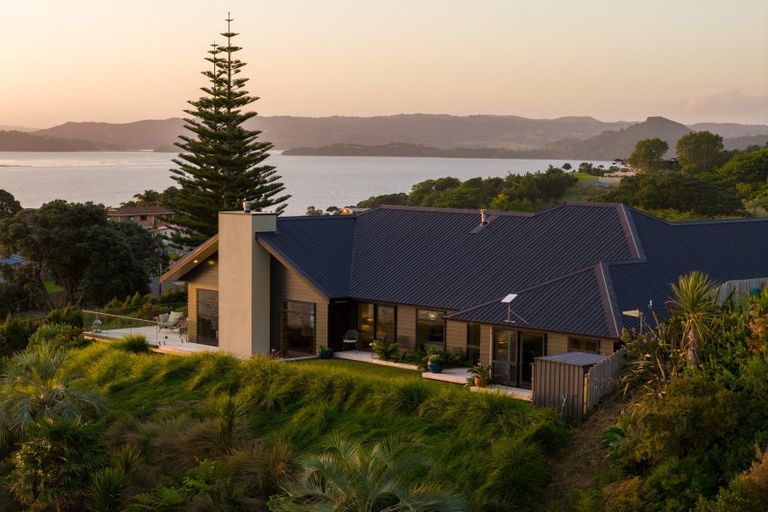 Photo of property in 6 The Heights, Whangarei Heads, Whangarei, 0174