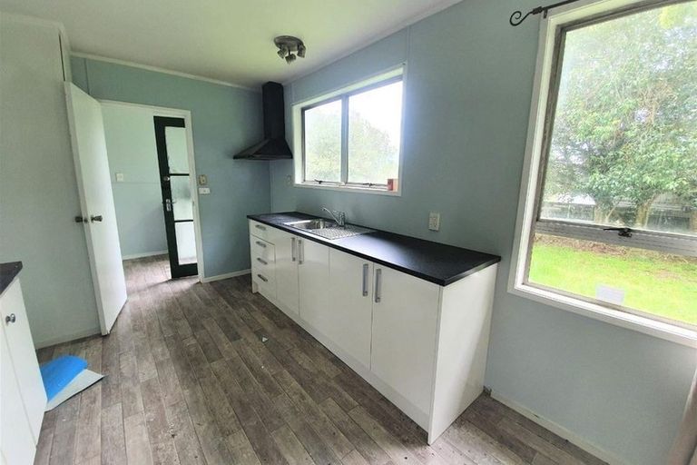 Photo of property in 30 Hyperion Drive, Randwick Park, Auckland, 2105