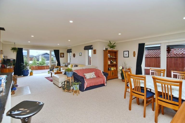 Photo of property in 88 Petries Road, Woodend, 7610