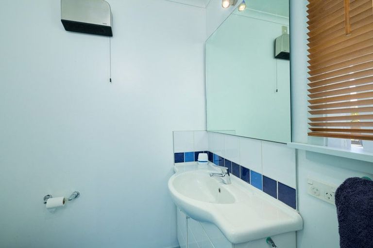 Photo of property in 2 Adelphi Terrace, Kaikoura, 7300