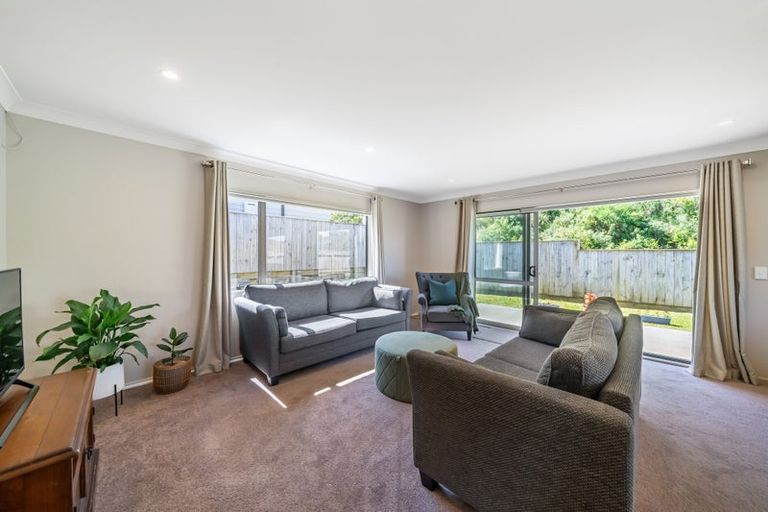 Photo of property in 36 Moonsail Drive, Whitby, Porirua, 5024