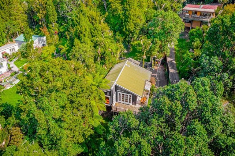 Photo of property in 1260 Huia Road, Huia, Auckland, 0604