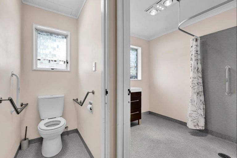 Photo of property in 1/44 Ballance Street, Lower Vogeltown, New Plymouth, 4310