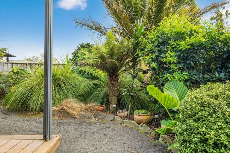 Photo of property in 5a Shanley Crescent, Waiuku, 2123