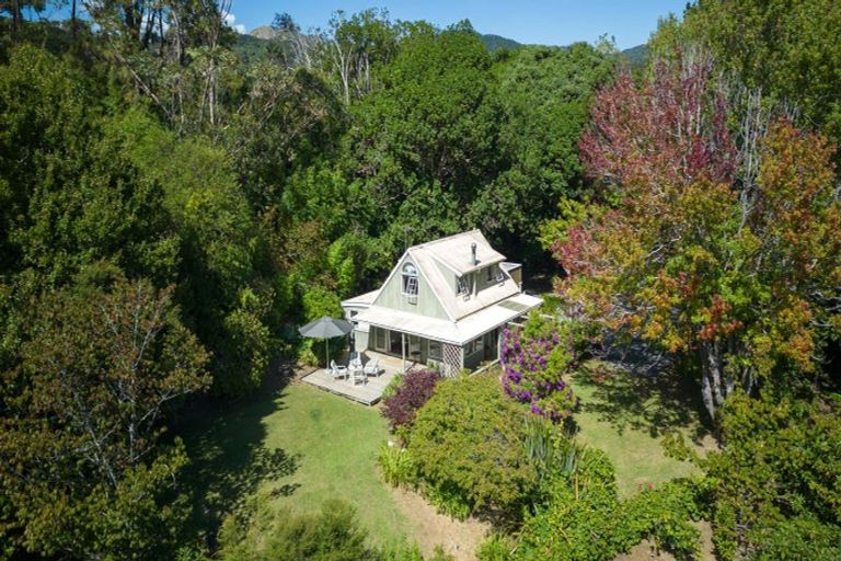 Photo of property in 79 Woods Road South, Colville, Coromandel, 3584