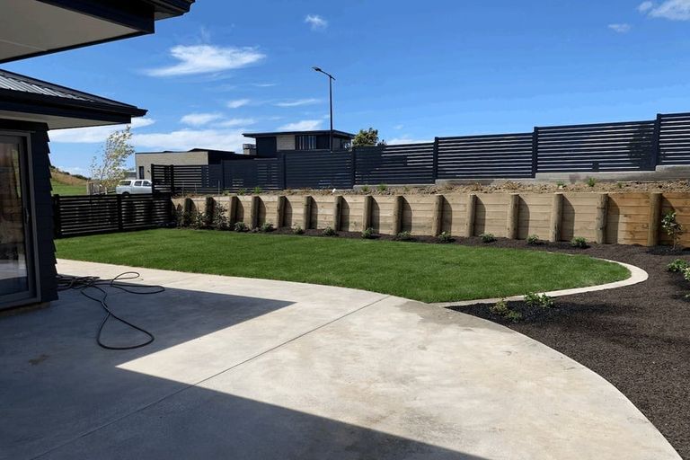 Photo of property in 4 Edenmore Terrace, Fitzherbert, Palmerston North, 4410