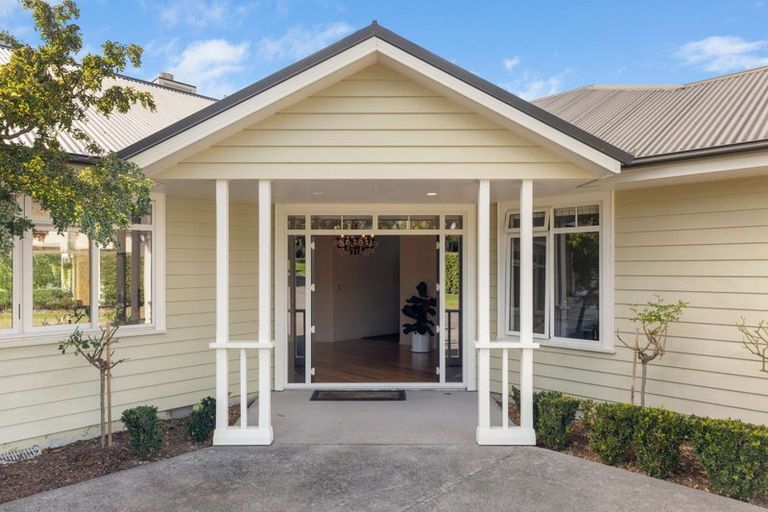 Photo of property in 6 Millbrook Drive, Waiuku, 2683