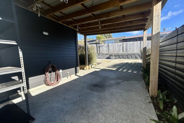 Photo of property in 78d Lincoln Park Avenue, Massey, Auckland, 0614
