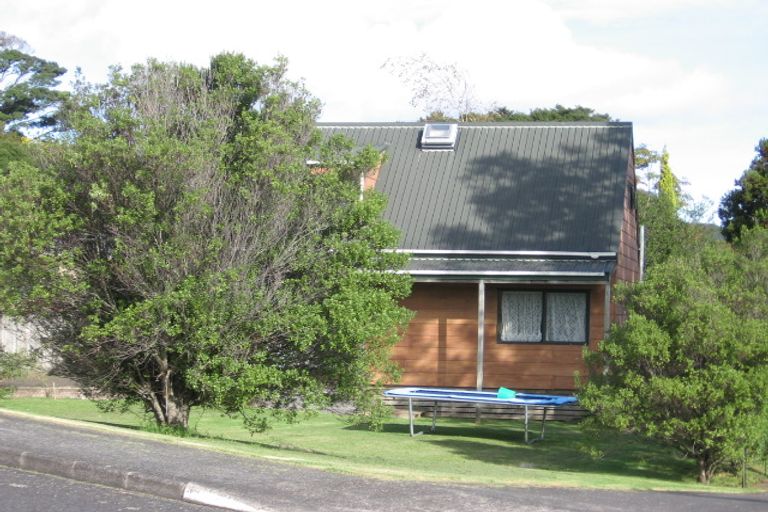 Photo of property in 7 Wharf Road, Te Atatu Peninsula, Auckland, 0610