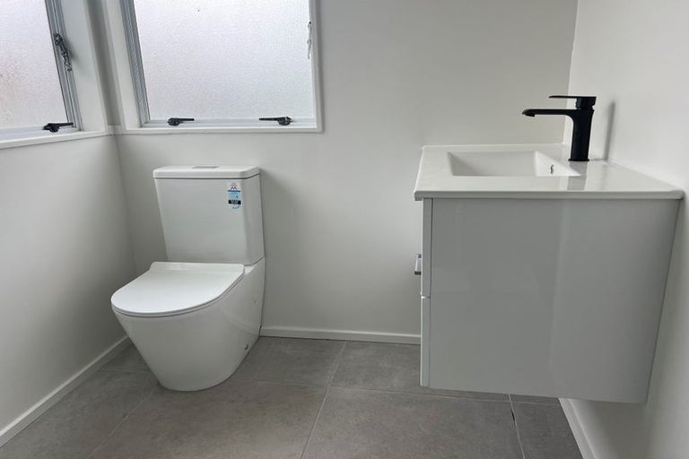 Photo of property in 1/12 Norrie Smith Avenue, Flat Bush, Auckland, 2023