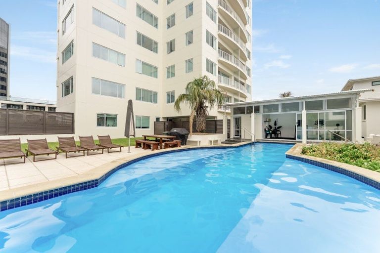Photo of property in 16/12 Maunganui Road, Mount Maunganui, 3116