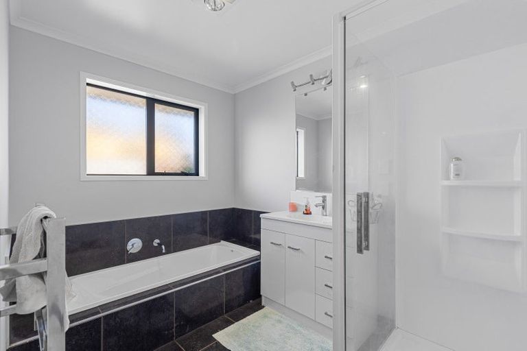 Photo of property in 17 Macdonald Heights, Feilding, 4702