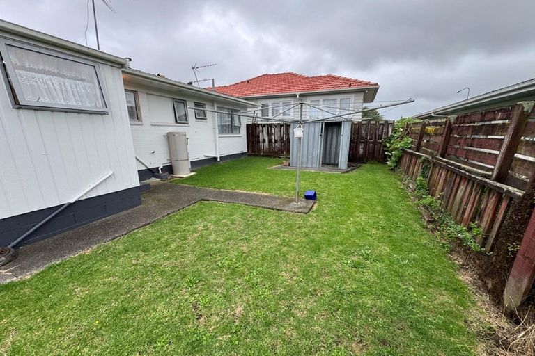 Photo of property in 2/101 Coronation Road, Papatoetoe, Auckland, 2025