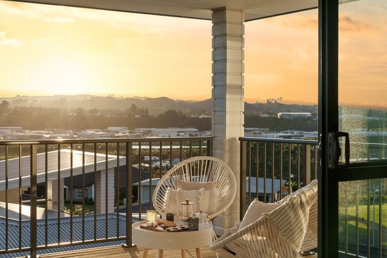 Photo of property in 25 Benmore Crescent, Pyes Pa, Tauranga, 3112