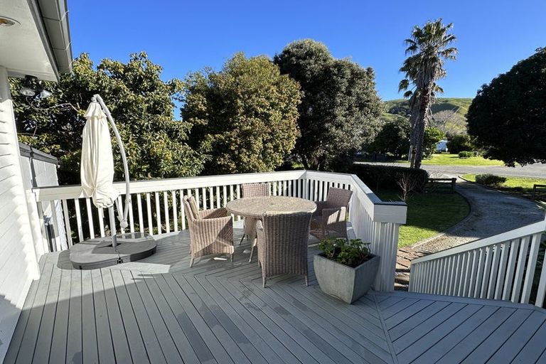 Photo of property in 25 Lysnar Street, Okitu, Gisborne, 4010