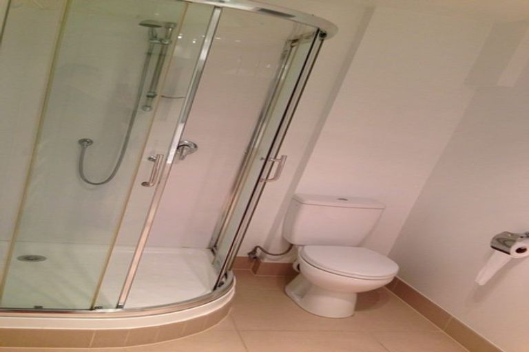 Photo of property in 1/15 Belle Vue Avenue, Northcote Point, Auckland, 0627