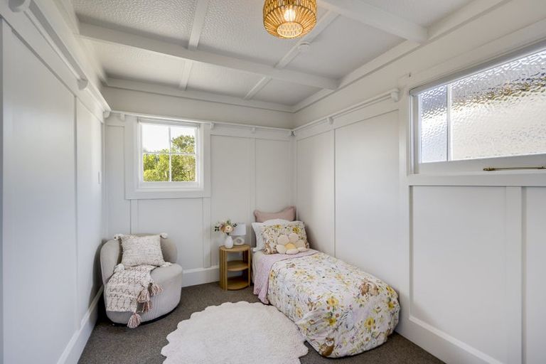Photo of property in 11a Moeller Street, Taradale, Napier, 4112