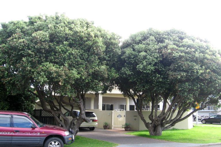 Photo of property in 2 Te Ngaio Road, Mount Maunganui, 3116