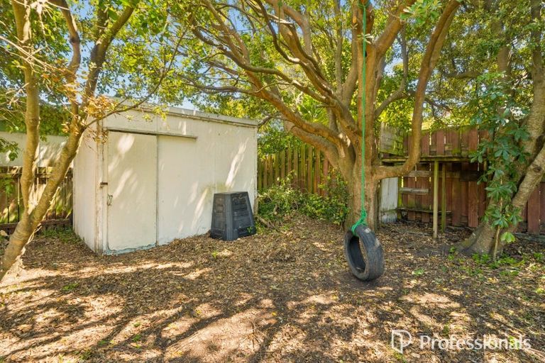 Photo of property in 37 Te Kupe Road, Paraparaumu Beach, Paraparaumu, 5032