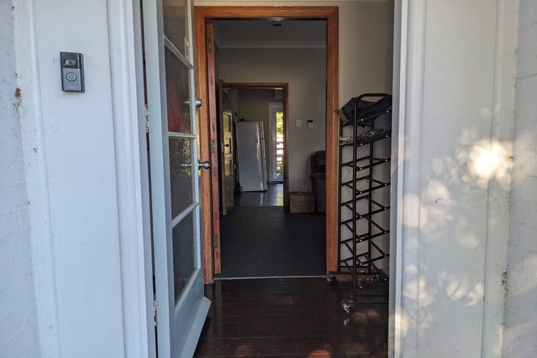 Photo of property in 30 Durham Crescent, Fairfield, Lower Hutt, 5011