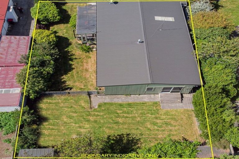 Photo of property in 4 Pine Crescent, Hargest, Invercargill, 9810