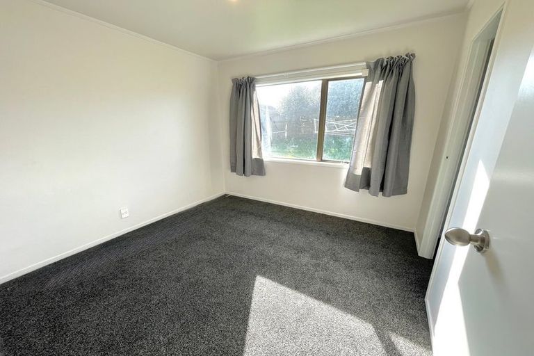 Photo of property in 43 Sharland Avenue, Manurewa, Auckland, 2102