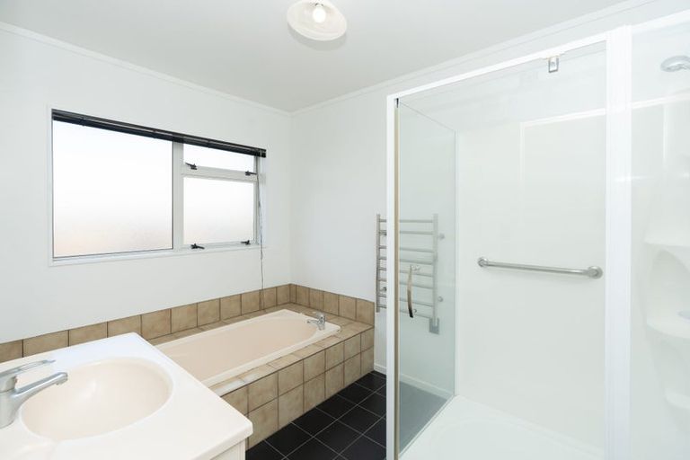 Photo of property in 96 Dixon Road, Glenview, Hamilton, 3206