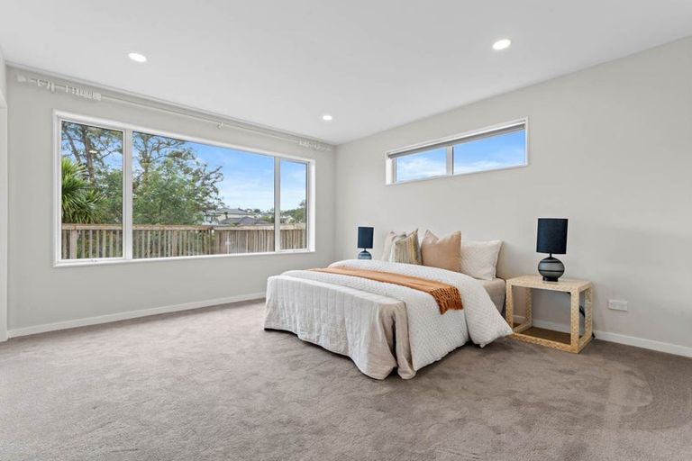 Photo of property in 25 Para Close, Fairview Heights, Auckland, 0632