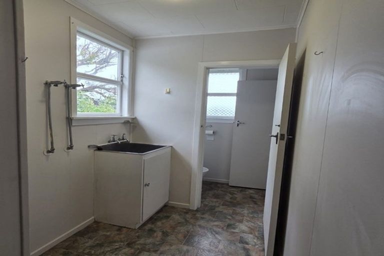 Photo of property in 4 Duke Place, New Plymouth, 4310