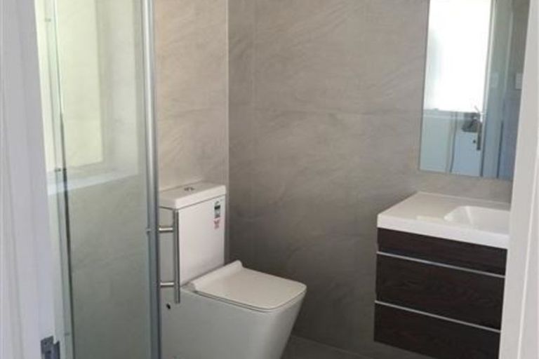 Photo of property in 11 Jomard Terrace, Northcross, Auckland, 0632