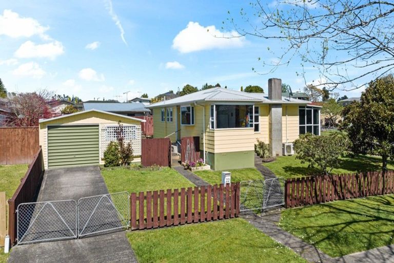 Photo of property in 22 Chartwell Drive, Tokoroa, 3420