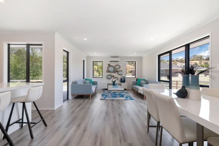 Photo of property in 15 Downer Access Road, Kaukapakapa, 0873