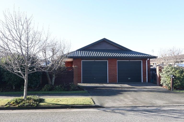 Photo of property in 34 Nixon Street, Tinwald, Ashburton, 7700