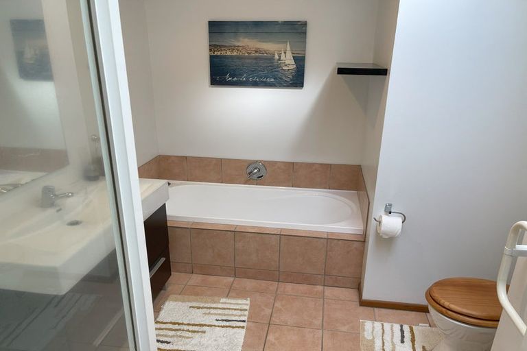 Photo of property in 3/70 Picton Avenue, Riccarton, Christchurch, 8011