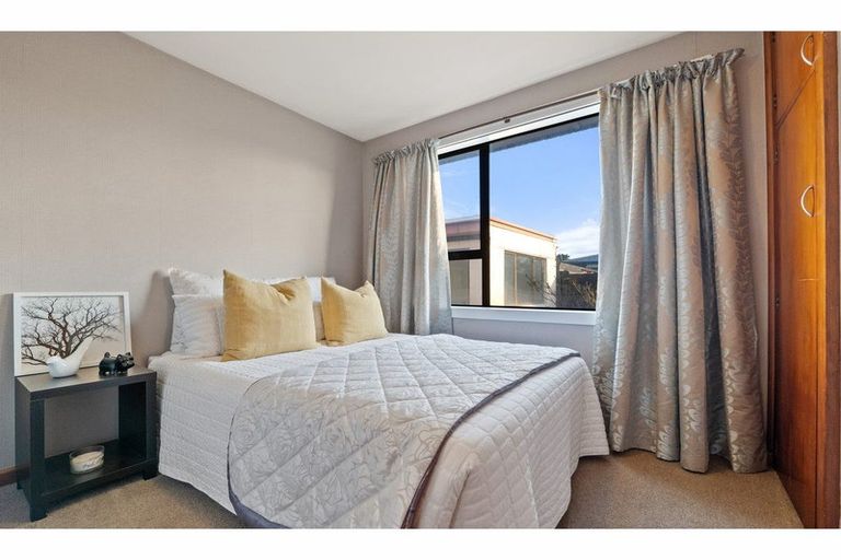 Photo of property in 11 Garvins Road, Hornby, Christchurch, 8042