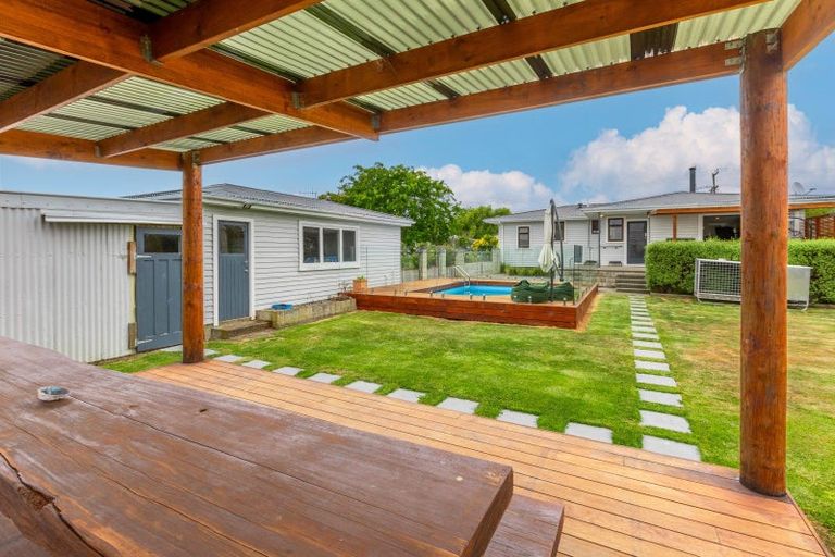 Photo of property in 18 Woburn Street, Waipukurau, 4200