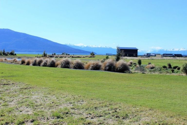 Photo of property in 6 Wapiti Drive, Te Anau, 9600