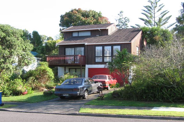 Photo of property in 3 Sandiacre Way, Browns Bay, Auckland, 0630