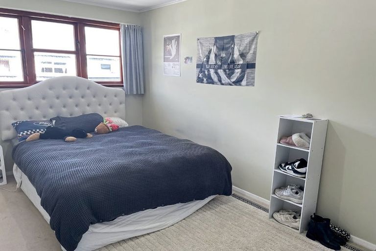 Photo of property in 8 Atiawa Crescent, Waiwhetu, Lower Hutt, 5010