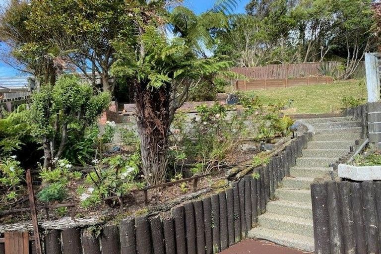 Photo of property in 16 Waipounamu Drive, Kelson, Lower Hutt, 5010