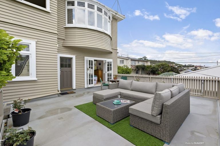 Photo of property in 85 The Parade, Island Bay, Wellington, 6023
