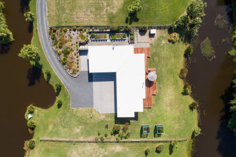 Photo of property in 36c Palmer Road, Foxton Beach, Foxton, 4891