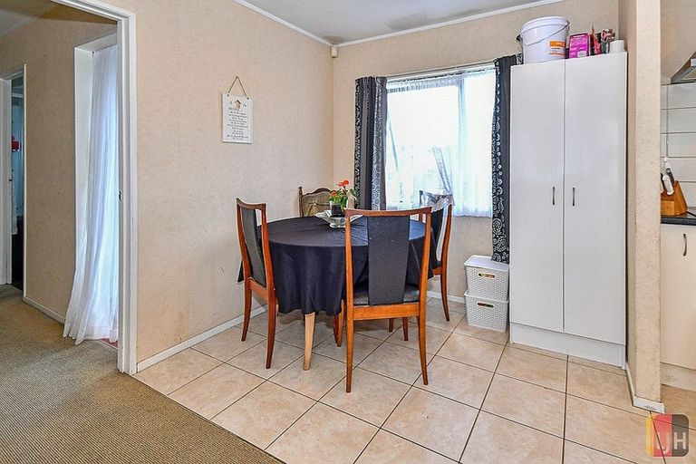 Photo of property in 2/12 Nelson Street, Papakura, 2110