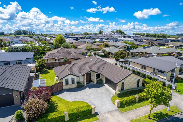 Photo of property in 16 Moonlight Drive, Rototuna North, Hamilton, 3210