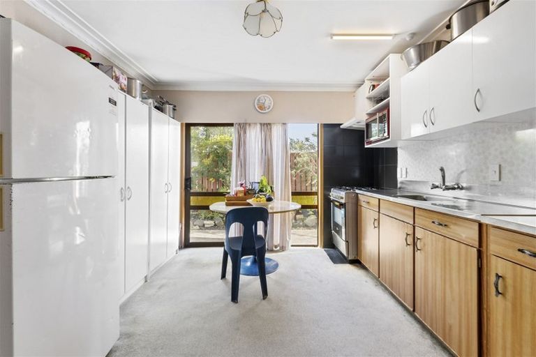 Photo of property in 60 Torkar Road, Clarks Beach, 2122