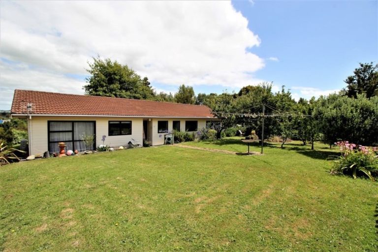 Photo of property in 11 Richardson Street, Woodville, 4920