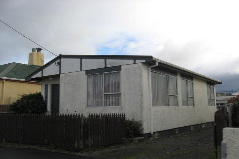Photo of property in 25 Fawcett Street, South Dunedin, Dunedin, 9012