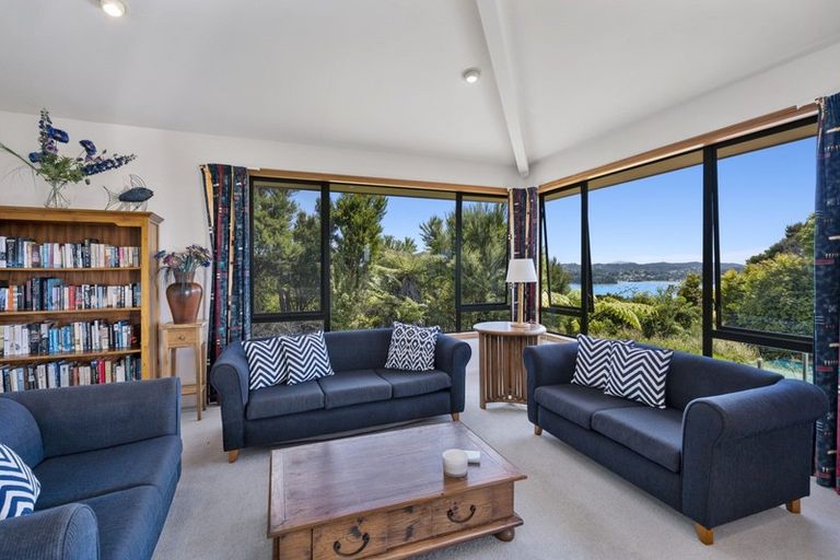 Photo of property in 1 Kanuka Grove, Kinloch, Taupo, 3377