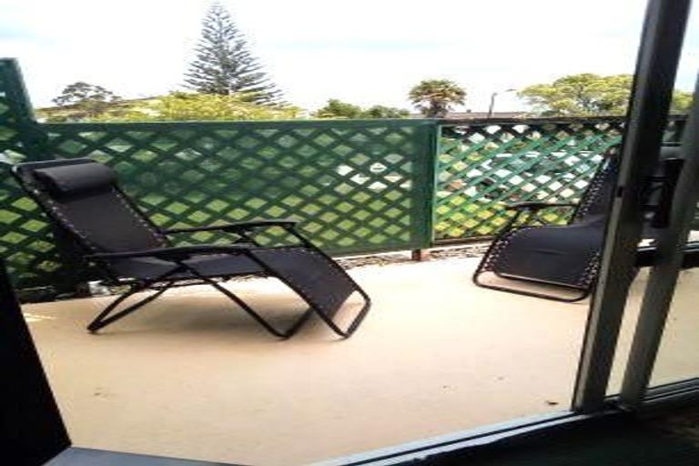 Photo of property in 20 West View Crescent, Onerahi, Whangarei, 0110