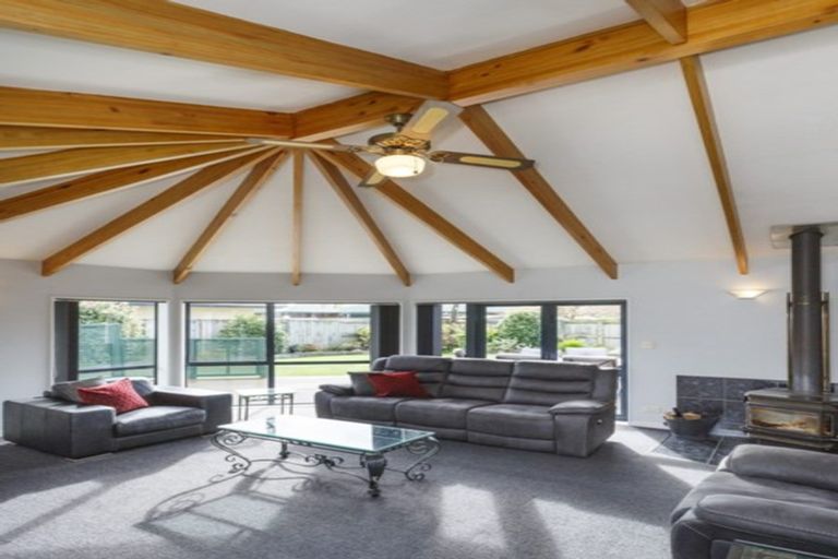 Photo of property in 82 Amberley Avenue, Highbury, Palmerston North, 4412